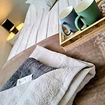 La Coloc' Cosy - Privees Hotel *
