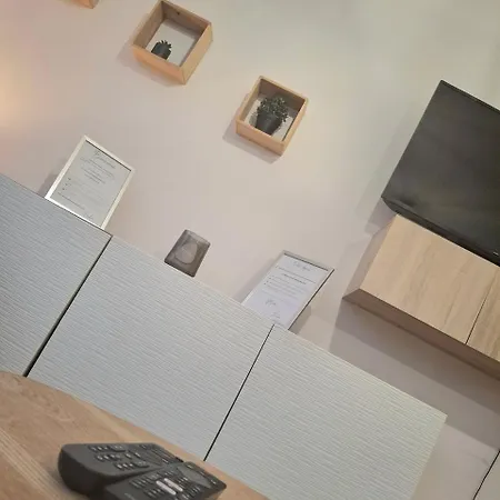 La Coloc' Cosy - Privees Hotel *